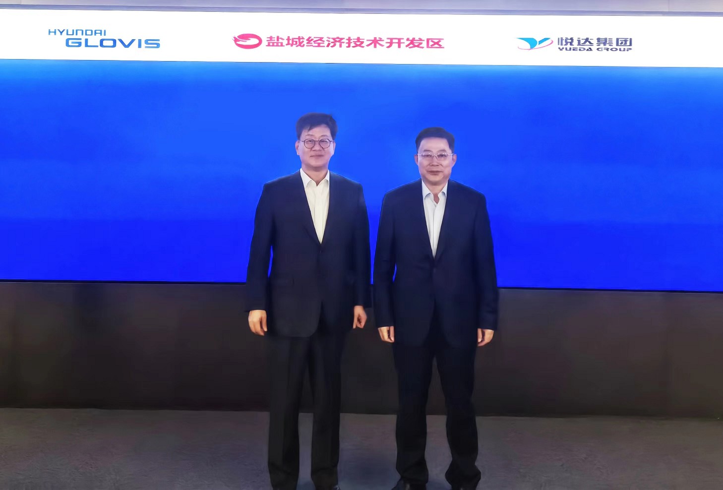 20221101180231_cq0rt4cci2 微信图片_202211011747371_眸目压缩.jpg